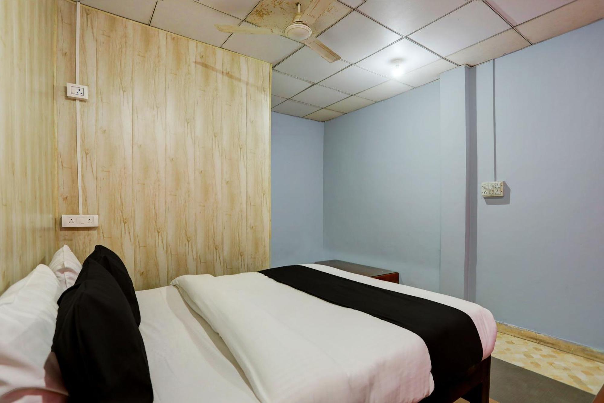 Collection O Harsh Hotel & Restaurant Bhiwadi Экстерьер фото